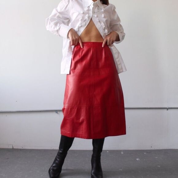 Vera Pelle Dresses & Skirts - VERA PELLE Vintage True Red Leather Skirt Size Small*